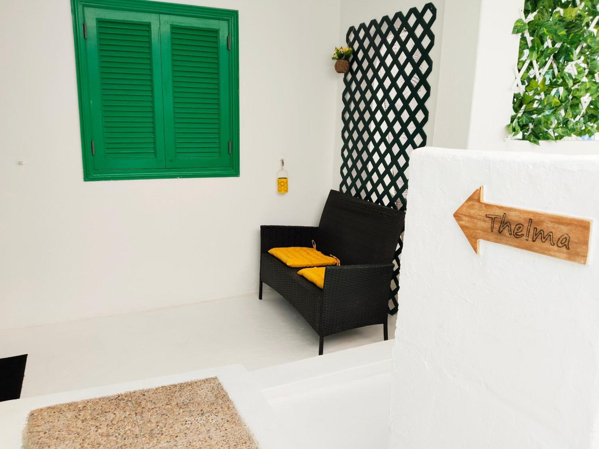 Apartmán Thelma 1 Minuto A Pie Del Mar Tías Exteriér fotografie